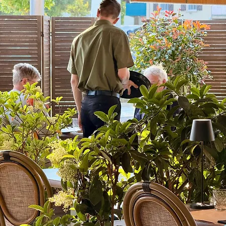 ホテル Restaurant L' Empereur 3*