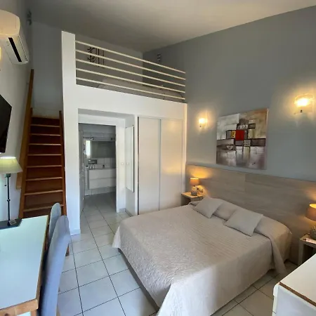 Restaurant L' Empereur Hotell Aléria