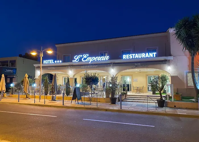 Restaurant L' Empereur آلُريا