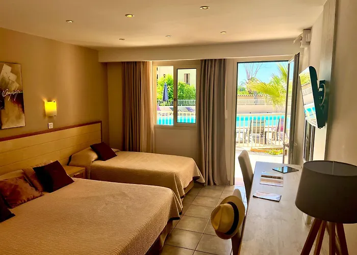 فندق Restaurant L' Empereur 3*