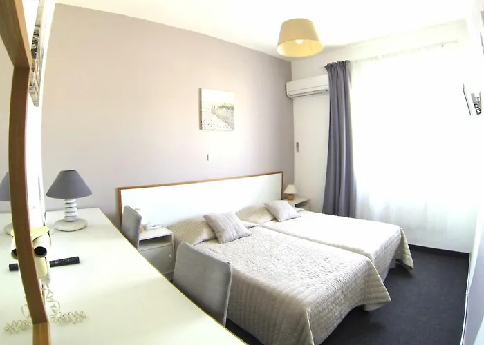 Restaurant L' Empereur 3* آلُريا