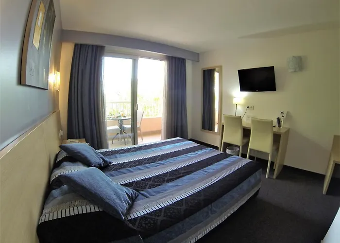 Restaurant L' Empereur فندق آلُريا